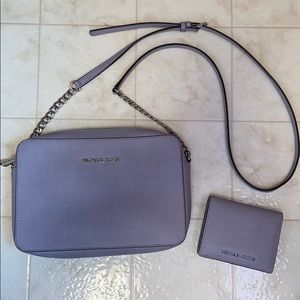 Michael Kors Jet Set Large Crossbody Lilac Set
